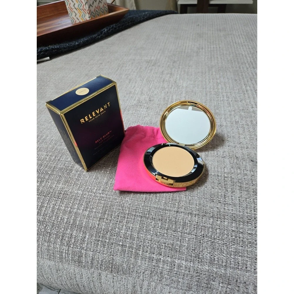 Relevant RELE-BLUR Powder Foundation Inspire 22‎